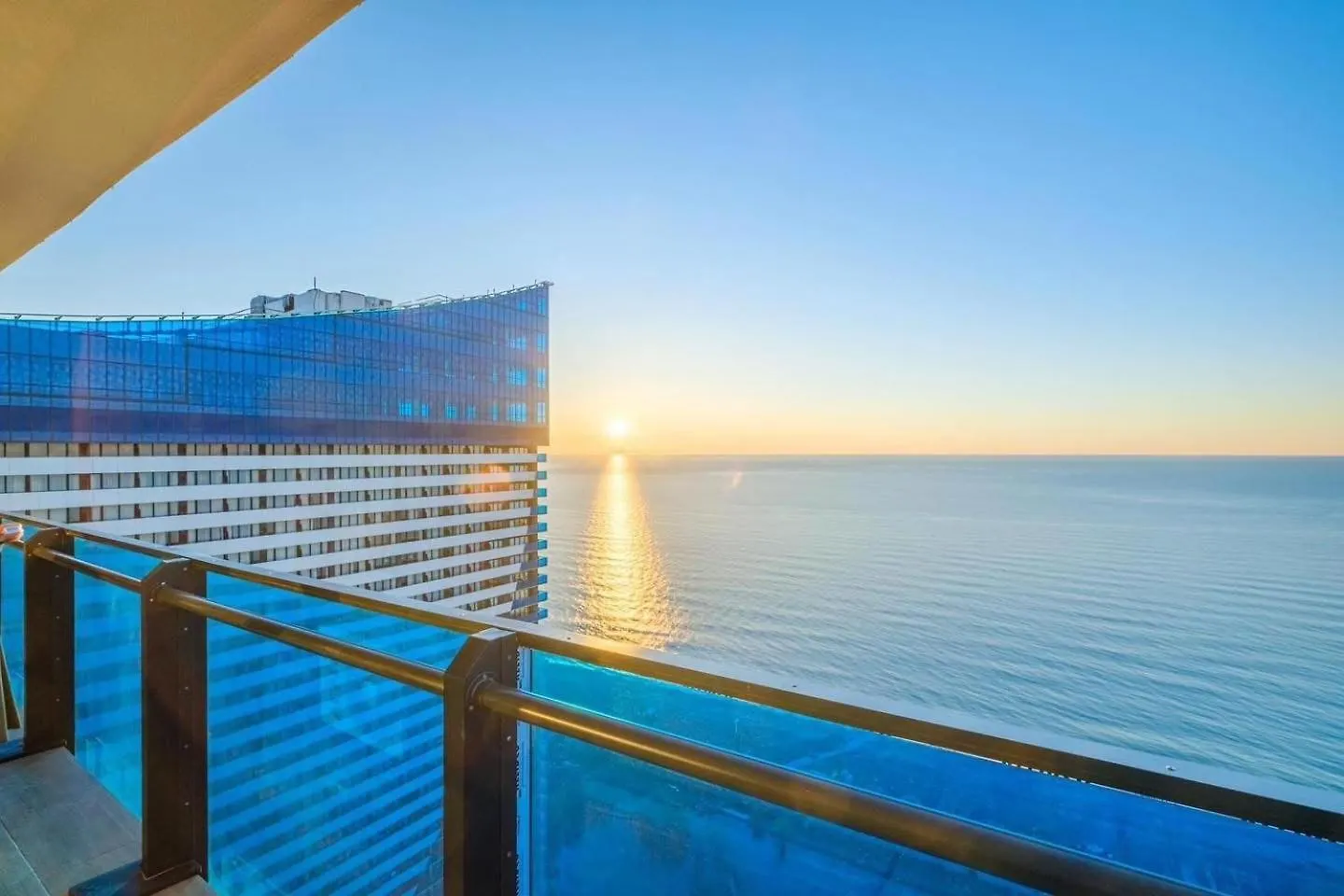 Hotel Orbi City Black Sea View Batumi